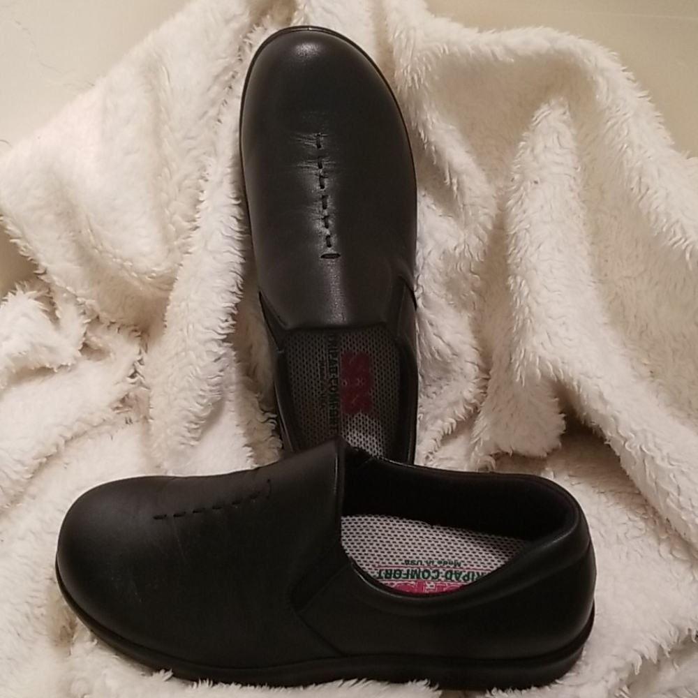 Blk leather SAS tripad comfort medium width